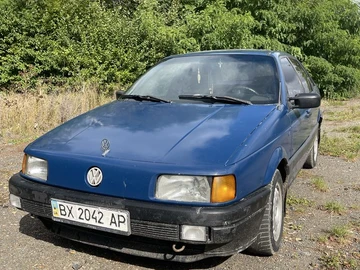 Авто Volkswagen Passat Sedan 1989 № 7970286