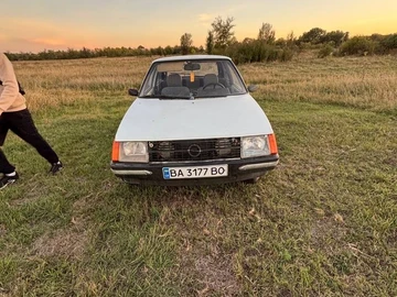 Авто УАЗ 3160 1999 № 7970464
