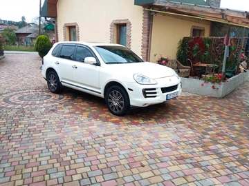 Авто Porsche Cayenne 2008 № 7970611