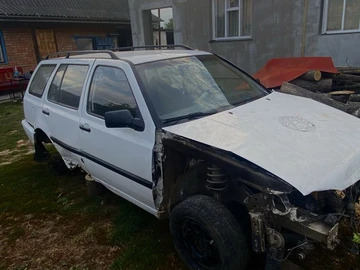 Авто Volkswagen Golf 1996 № 7970691
