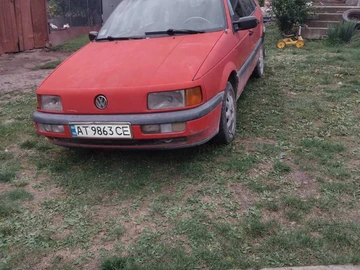 Авто Volkswagen Passat Sedan 1989 № 7970914