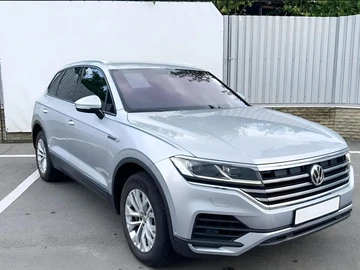 Авто Volkswagen Touareg 2019 № 7970932