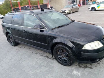 Авто Volkswagen Passat Variant 2002 № 7970939