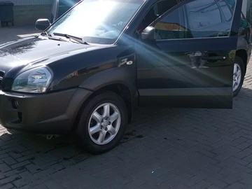 Авто Hyundai Tucson 2005 № 7970944