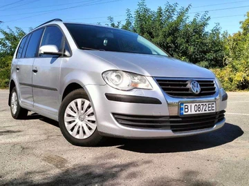 Авто Volkswagen Touran 2006 № 7970979