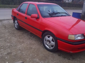 Авто Opel Vectra 1993 № 7970980