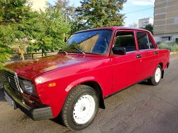 Авто ВАЗ 2107 1990 № 7971249