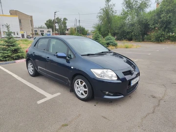 Авто Toyota Auris 2007 № 7971368