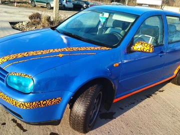 Авто Volkswagen Golf 2000 № 7971442