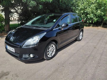 Авто Peugeot 5008 2011 № 7971505