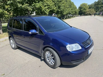 Авто Volkswagen Touran 2006 № 7971556