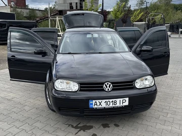 Авто Volkswagen Golf 2003 № 7971621