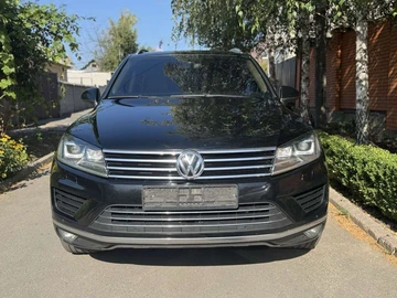 Авто Volkswagen Touareg 2016 № 7971626