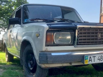 Авто ВАЗ 2107 1994 № 7971764