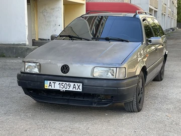 Авто Volkswagen Passat Variant 1993 № 7971817