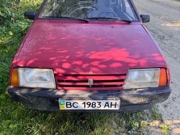 Авто ВАЗ 2109 1989 № 7971914