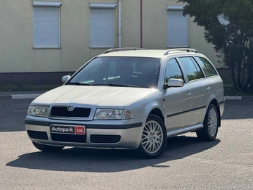 Авто Skoda Octavia 2002 № 7972001