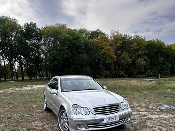 Авто Mercedes C Серия 2004 № 7972052