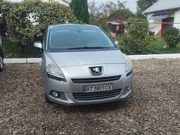 Авто Peugeot 5008 2011 № 7972061