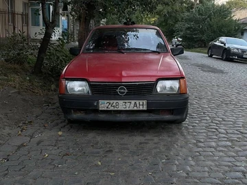 Авто Opel Ascona 1987 № 7972066