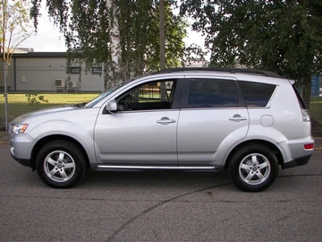 Авто Mitsubishi Outlander 2011 № 7972072