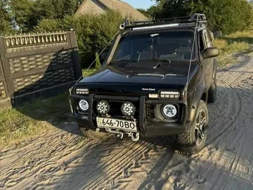 Авто ВАЗ 2121 1989 № 7972192