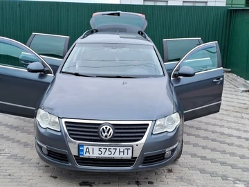 Авто Volkswagen Passat Variant 2010 № 7972211
