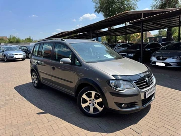 Авто Volkswagen Touran 2008 № 7972285