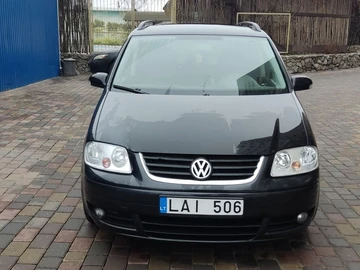 Авто Volkswagen Touran 2005 № 7972328