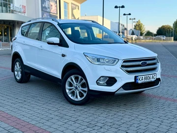 Авто Ford Kuga 2019 № 7972361
