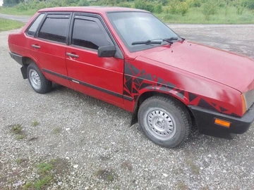Авто ВАЗ 21099 1993 № 7972371