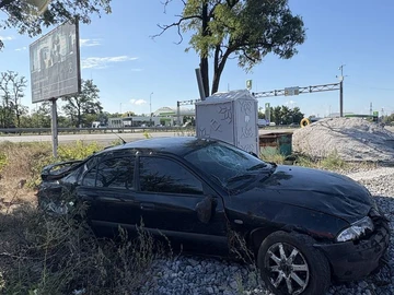 Авто Mitsubishi Carisma 2002 № 7972376