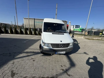 Авто Mercedes Sprinter 2000 № 7972600