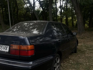 Авто Volkswagen Jetta 1986 № 7972602