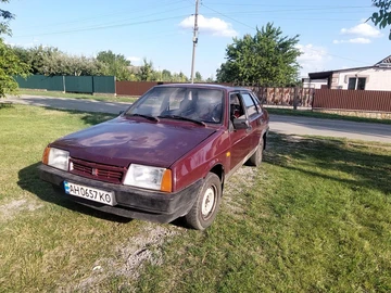 Авто ВАЗ 21099 1995 № 7972721