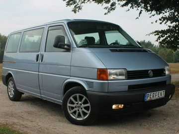 Авто Volkswagen Transporter 2000 № 7972751