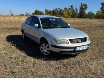 Авто Volkswagen Passat Sedan 2000 № 7972810