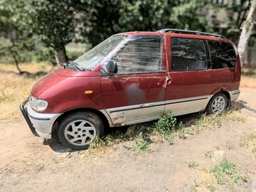 Авто Nissan Serena 1997 № 7972829