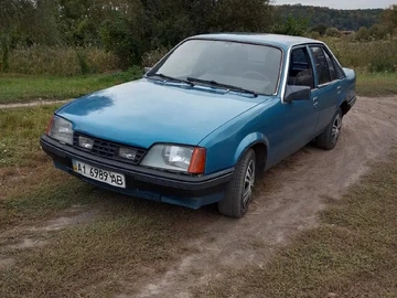 Авто Opel Rekord 1982 № 7972956