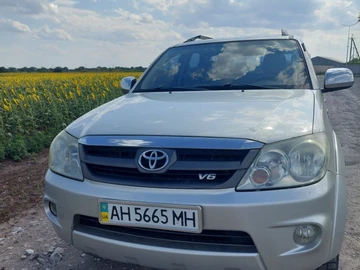 Авто Toyota Fortuner 2006 № 7972993