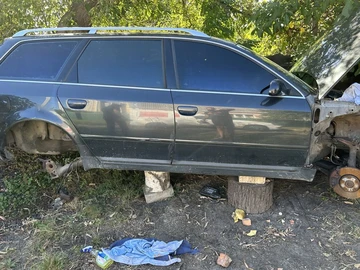 Авто Audi A6 2002 № 7973000