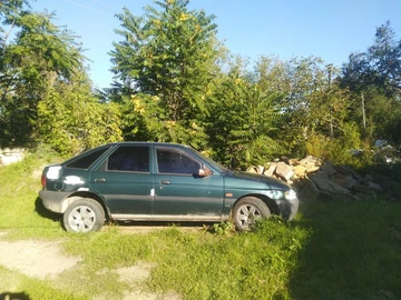 Авто Ford Escort 1997 № 7973084