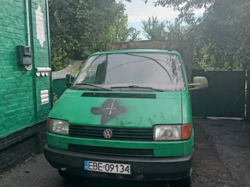 Авто Volkswagen Transporter 1993 № 7973092