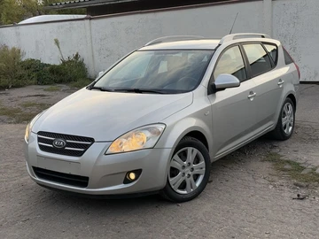 Авто KIA Cee X27 D 2010 № 7973228