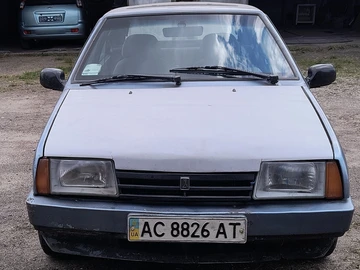 Авто ВАЗ 2109 1992 № 7973264