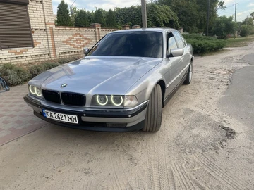 Авто BMW 7 Серия 1994 № 7973410