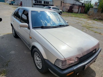 Авто Mazda 323 1989 № 7973442