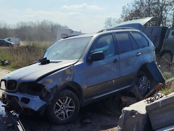 Авто BMW X5 2005 № 7973476