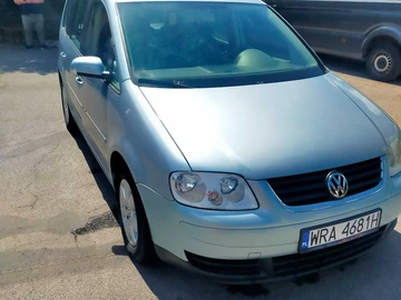 Авто Volkswagen Touran 2006 № 7973709