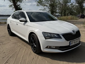 Авто Skoda Superb 2015 № 7973844